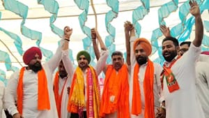 BJP ਦੀ ਨਸ਼ਾ ਵਿਰੋਧੀ ਯਾਤਰਾ 'ਚ ਬੋਲੇ ਭੱਜੀ - ਨੌਜਵਾਨਾਂ ਨੂੰ ਬਚਾਉਣਾ ਲਾਜ਼ਮੀ BJP ਦੀ ਨਸ਼ਾ ਵਿਰੋਧੀ ਯਾਤਰਾ 'ਚ ਬੋਲੇ ਭੱਜੀ - ਨੌਜਵਾਨਾਂ ਨੂੰ ਬਚਾਉਣਾ ਲਾਜ਼ਮੀ