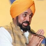 ਅਧਿਆਪਕ ਦਿਵਸ ‘ਤੇ CM ਮਾਨ ਨੇ 50 ਅਧਿਆਪਕਾਂ ਨੂੰ ਕੀਤਾ ਸਨਮਾਨਿਤ, ਬੋਲੇ- ‘ਮੈਂ ਖ਼ੁਦ ਟੀਚਰ ਦਾ ਪੁੱਤ ਹਾਂ, ਤੁਹਾਡੇ ਸੰਘਰਸ਼ਾਂ ਨੂੰ ਜਾਣਦਾ’