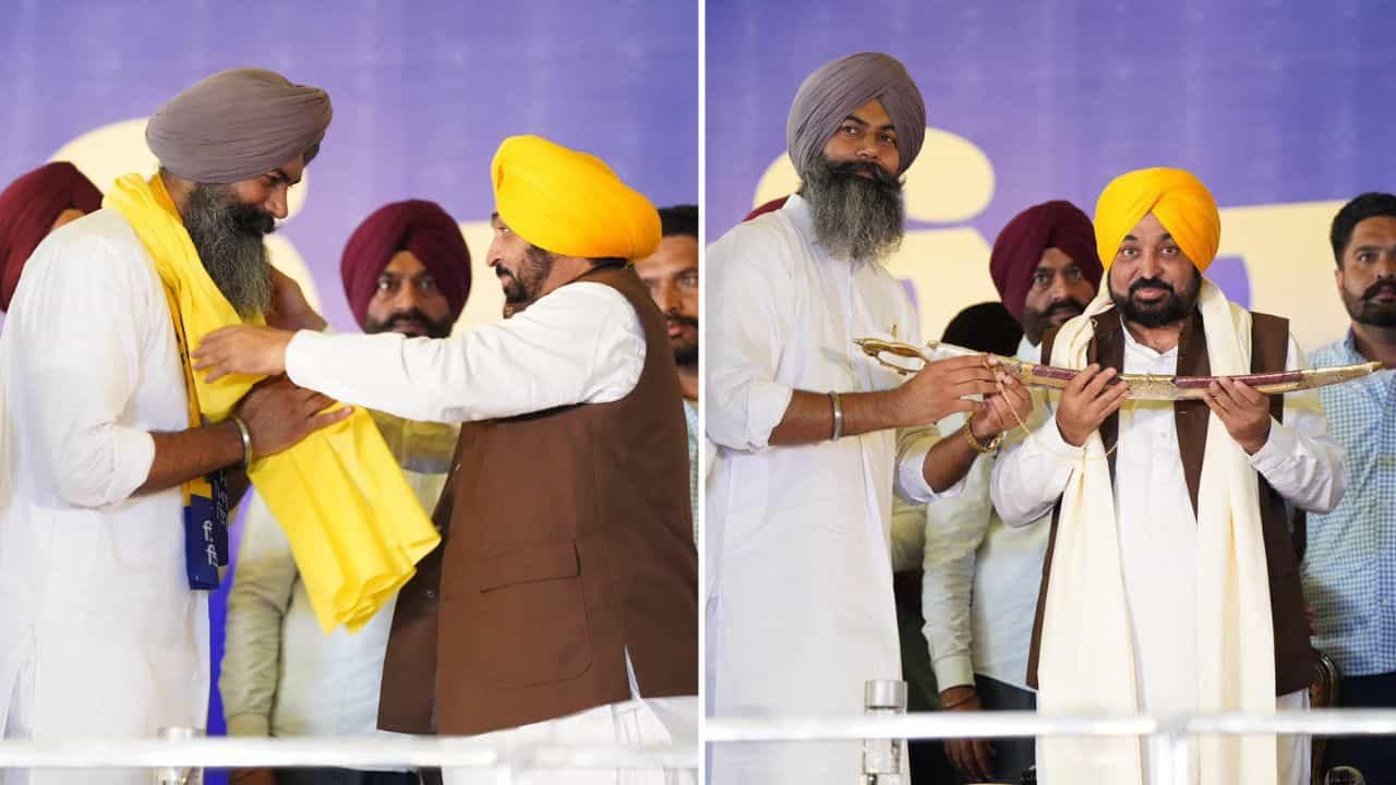 ਗੁਰਪ੍ਰੀਤ ਸਿੰਘ ਸੇਖੋਂ ਨੇ ਫੜਿਆ AAP ਦਾ ਪੱਲਾ, CM ਭਗਵੰਤ ਮਾਨ ਨੇ ਕੀਤਾ ਸਵਾਗਤ ਗੁਰਪ੍ਰੀਤ ਸਿੰਘ ਸੇਖੋਂ ਨੇ ਫੜਿਆ AAP ਦਾ ਪੱਲਾ, CM ਭਗਵੰਤ ਮਾਨ ਨੇ ਕੀਤਾ ਸਵਾਗਤ