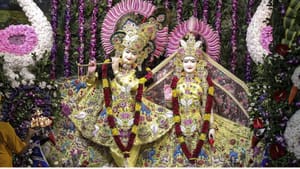ਜਨਮ ਅਸ਼ਟਮੀ ਦੀ ਰਾਤ ਨੂੰ ਕਰੋ ਇਹ ਉਪਾਅ, ਘਰ 'ਚ ਹੋਵੇਗੀ ਸ੍ਰੀ ਕ੍ਰਿਸ਼ਨ ਦੀ ਕਿਰਪਾ ਜਨਮ ਅਸ਼ਟਮੀ ਦੀ ਰਾਤ ਨੂੰ ਕਰੋ ਇਹ ਉਪਾਅ, ਘਰ 'ਚ ਹੋਵੇਗੀ ਸ੍ਰੀ ਕ੍ਰਿਸ਼ਨ ਦੀ ਕਿਰਪਾ