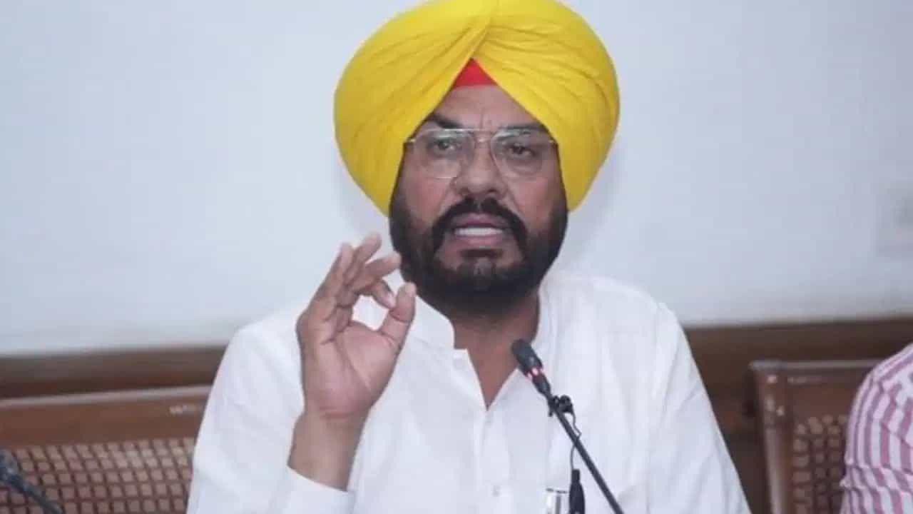 BJP ਨੂੰ ਨਸ਼ਿਆਂ ਤੇ ਗੱਲ ਕਰਨ ਦਾ ਕੋਈ ਹੱਕ ਨਹੀਂ... ਪੰਜਾਬ ਚ AAP ਆਗੂਆਂ ਦਾ ਪਲਟਵਾਰ BJP ਨੂੰ ਨਸ਼ਿਆਂ ਤੇ ਗੱਲ ਕਰਨ ਦਾ ਕੋਈ ਹੱਕ ਨਹੀਂ... ਪੰਜਾਬ ਚ AAP ਆਗੂਆਂ ਦਾ ਪਲਟਵਾਰ