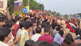 LPU ਕੈਂਪਸ 'ਚ ਵਿਦਿਆਰਥੀਆਂ ਦਾ ਵਿਰੋਧ,ਗੰਭੀਰ ਦਾਅਵਿਆਂ ਤੋਂ ਬਾਅਦ ਮਾਹੌਲ ਤਣਾਅਪੂਰਨ