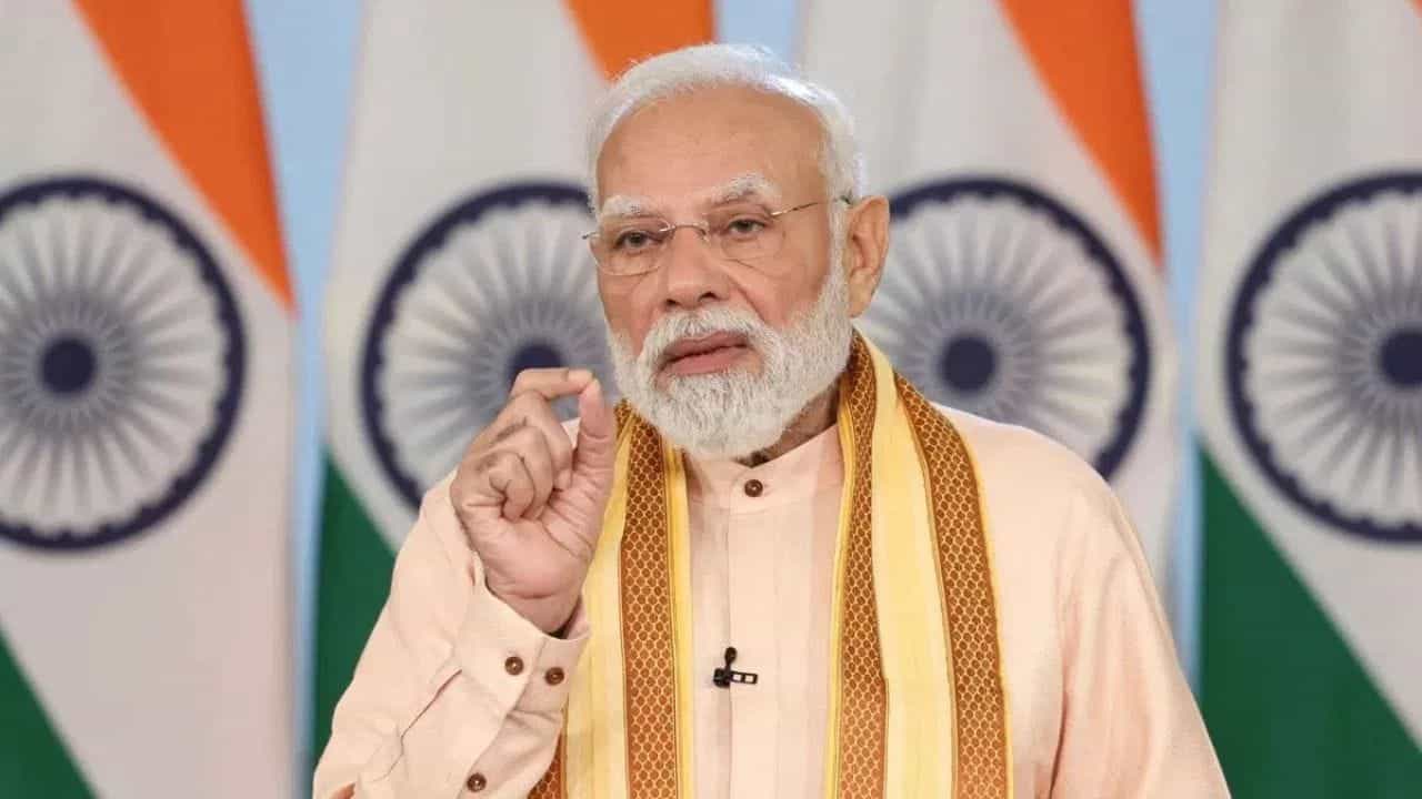 ਪੀਐਮ ਮੋਦੀ ਦੇ ਨਾਮ ਦਰਜ 5 ਵੱਡੇ ਰਿਕਾਰਡ, ਜਨਮਦਿਨ ਤੇ ਜਾਣੋ ਉਨ੍ਹਾਂ ਦੀਆਂ ਖਾਸ ਉਪਲਬਧੀਆਂ ਪੀਐਮ ਮੋਦੀ ਦੇ ਨਾਮ ਦਰਜ 5 ਵੱਡੇ ਰਿਕਾਰਡ, ਜਨਮਦਿਨ ਤੇ ਜਾਣੋ ਉਨ੍ਹਾਂ ਦੀਆਂ ਖਾਸ ਉਪਲਬਧੀਆਂ