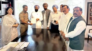 ਭਾਜਪਾ ਦੀ 'ਨਸ਼ਾ ਮੁਕਤ ਪੰਜਾਬ ਯਾਤਰਾ' 18 ਤੋਂ, DGP ਕੋਲੋਂ ਮੰਗੀ ਪੁਖ਼ਤਾ ਸੁਰੱਖਿਆ ਭਾਜਪਾ ਦੀ 'ਨਸ਼ਾ ਮੁਕਤ ਪੰਜਾਬ ਯਾਤਰਾ' 18 ਤੋਂ, DGP ਕੋਲੋਂ ਮੰਗੀ ਪੁਖ਼ਤਾ ਸੁਰੱਖਿਆ