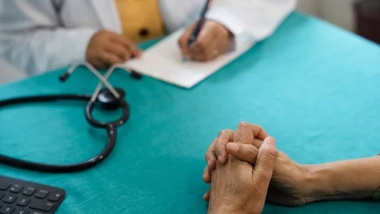 UGC ਨੇ ਬਦਲੇ ਹੈਲਥਕੇਅਰ ਡਿਗਰੀਆਂ ਦੇ ਨਿਯਮ, ਹੁਣ ਸਪੈਸ਼ਲਾਈਜ਼ੇਸ਼ਨ ਦੇ ਨਾਂ ਨਾਲ ਮਿਲੇਗੀ