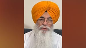 'ਵੀਰ' ਕਹਿ ਕੇ ਬੁਲਾਉਂਦੀ ਸੀ ਮਹਿਲਾ, ਚਾਵਲਾ ਦੇ ਵਕੀਲ ਪਰਉਪਕਾਰ ਘੁੰਮਣ ਦਾ ਦਾਅਵਾ 'ਵੀਰ' ਕਹਿ ਕੇ ਬੁਲਾਉਂਦੀ ਸੀ ਮਹਿਲਾ, ਚਾਵਲਾ ਦੇ ਵਕੀਲ ਪਰਉਪਕਾਰ ਘੁੰਮਣ ਦਾ ਦਾਅਵਾ