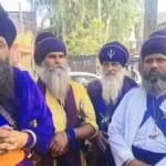 ਗੁਰਦਾਸਪੁਰ ‘ਚ ਹਲਾਲ ਮੀਟ ‘ਤੇ ਵਿਵਾਦ, ਨਿਹੰਗ ਸਿੰਘਾਂ ਨੇ ਦੁਕਾਨ ਦੇ ਬਾਹਰ ਜਾਣਕਾਰੀ ਲਿਖਣ ਦੀ ਦਿੱਤੀ ਹਿਦਾਇਤ