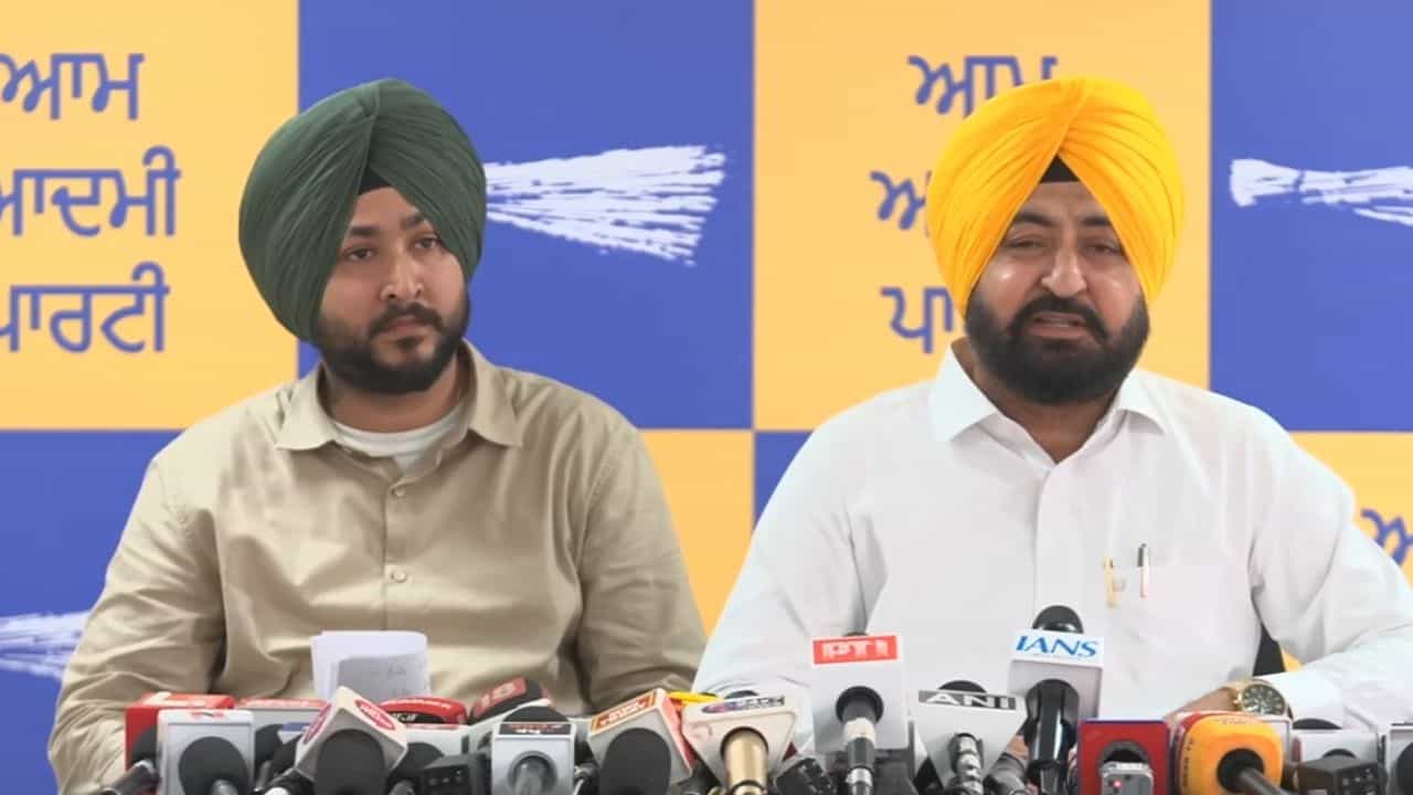 ਈਡੀ ਨੇ ਪਾਰਟੀ ਬਦਲਣ ਲਈ ਕਿਹਾ..., ਭਤੀਜੇ ਘਰ ਰੇਡ ਤੋਂ ਬਾਅਦ ਮੁੰਡੀਆਂ ਦਾ ਵੱਡਾ ਦਾਅਵਾ