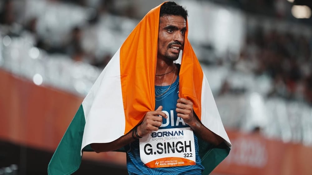 ਗੁਲਵੀਰ ਸਿੰਘ ਨੇ 2022 ਵਿੱਚ ਏਸ਼ੀਅਨ ਗੇਮਜ਼ ਵਿੱਚ 10,000 ਮੀਟਰ ਵਿੱਚ ਬ੍ਰੌਂਜ਼ ਮੈਡਲ ਜਿੱਤਿਆ ਸੀ। ਏਸ਼ੀਅਨ ਐਥਲੈਟਿਕਸ ਚੈਂਪੀਅਨਸ਼ਿਪ ਵਿੱਚ ਉਨ੍ਹਾਂ ਨੇ ਦੋ ਗੋਲਡ ਮੈਡਲ ਜਿੱਤੇ। Commonwealth Games 2026 ਵਿੱਚ ਉਨ੍ਹਾਂ ਨੇ 10,000 ਮੀਟਰ ਵਿੱਚ ਸਿਲਵਰ ਅਤੇ 5000 ਮੀਟਰ ਵਿੱਚ ਬ੍ਰੌਂਜ਼ ਮੈਡਲ ਜਿੱਤਿਆ। ਹੁਣ ਉਹ Asian Games 2026 ਵਿੱਚ ਦੋ ਮੈਡਲ ਆਪਣੇ ਨਾਮ ਕਰ ਚੁੱਕੇ ਹਨ। (PC-PTI)