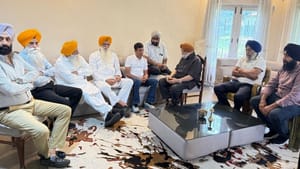 ਨੇਪਾਲ ਤ੍ਰਾਸਦੀ: SGPC ਦੇ ਵਫ਼ਦ ਨੇ PM ਦਫ਼ਤਰ ਦੇ ਨੁਮਾਇੰਦਿਆਂ ਨਾਲ ਕੀਤੀ ਮੀਟਿੰਗ ਨੇਪਾਲ ਤ੍ਰਾਸਦੀ: SGPC ਦੇ ਵਫ਼ਦ ਨੇ PM ਦਫ਼ਤਰ ਦੇ ਨੁਮਾਇੰਦਿਆਂ ਨਾਲ ਕੀਤੀ ਮੀਟਿੰਗ