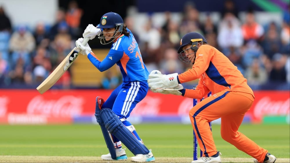 ਇਸ ਦਾ ਮਤਲਬ ਇਹ ਹੈ ਕਿ ਮਹਿਲਾ T20 ਏਸ਼ੀਆ ਕੱਪ 2026 ਵਿੱਚ ਸਮ੍ਰਿਤੀ ਮੰਧਾਨਾ ਜੇਕਰ ਹੋਰ 113 ਦੌੜਾਂ ਬਣਾਉਂਦੀਆਂ ਹਨ ਤਾਂ ਉਹ ਮਿਤਾਲੀ ਰਾਜ ਦਾ ਵਰਲਡ ਰਿਕਾਰਡ ਤੋੜ ਕੇ ਅੰਤਰਰਾਸ਼ਟਰੀ ਕ੍ਰਿਕਟ ਵਿੱਚ ਸਭ ਤੋਂ ਵੱਧ ਦੌੜਾਂ ਬਣਾਉਣ ਵਾਲੀ ਮਹਿਲਾ ਖਿਡਾਰਨ ਬਣ ਜਾਵੇਗੀ। ਉਹ ਇਸ ਸੂਚੀ ਵਿੱਚ ਮੁੜ ਨੰਬਰ 1 'ਤੇ ਪਹੁੰਚ ਜਾਵੇਗੀ। (Photo: PTI)