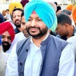 ਤਰਨਤਾਰਨ  ‘ਚ ASI ਇਕਬਾਲ ਸਿੰਘ ਦਾ ਸਰਕਾਰੀ ਸਨਮਾਨਾਂ ਨਾਲ ਅੰਤਿਮ ਸਸਕਾਰ, ਰਵਨੀਤ ਬਿੱਟੂ ਤੇ ਉੱਚ ਪੁਲਿਸ ਅਧਿਕਾਰੀ ਪਹੁੰਚੇ