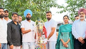 ਏਸ਼ੀਅਨ ਹਾਕੀ ਟਰਾਫ਼ੀ ਦਾ ਹੁਸ਼ਿਆਰਪੁਰ 'ਚ ਸਵਾਗਤ, ਰੇਲਵੇ ਮੰਡੀ 'ਚ ਖੇਡਿਆ ਗਿਆ ਮੈਚ