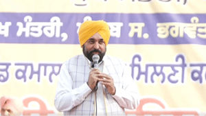 ਜਗਰਾਉਂ ਪੁੱਜੇ CM ਮਾਨ, ਵਿਕਾਸ ਕਾਰਜਾਂ ਲਈ ਦਿੱਤਾ 51 ਲੱਖ ਦਾ ਚੈੱਕ ਜਗਰਾਉਂ ਪੁੱਜੇ CM ਮਾਨ, ਵਿਕਾਸ ਕਾਰਜਾਂ ਲਈ ਦਿੱਤਾ 51 ਲੱਖ ਦਾ ਚੈੱਕ