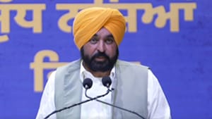 ਜਲੰਧਰ: CM ਮਾਨ ਪਰਵਿੰਦਰ ਝੋਟਾ ਕਤਲ ਕਾਂਡ 'ਤੇ ਸਖ਼ਤ, ਕੇਂਦਰ 'ਤੇ ਸਾਧਿਆ ਨਿਸ਼ਾਨਾ