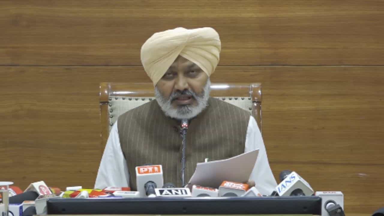 ਪੰਜਾਬ ਮੁੱਖ ਚੋਣ ਆਯੋਗ ਚ ਨਵੀਆਂ ਅਸਾਮੀਆਂ... ਰੰਜੀਤਗੜ੍ਹ ਡੇਵਲਪਮੇਂਟ ਅਥਾਰਿਟੀ ਦੇ ਗਠਨ ਨੂੰ ਮਨਜੂਰੀ... ਜਾਣੋ ਪੰਜਾਬ ਕੈਬਨਿਟ ਦੇ ਵੱਡੇ ਫੈਸਲੇ
