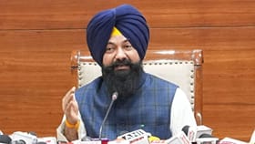 ਕਾਂਗਰਸ ਭਵਨ 'ਚ ਦਲਿਤ ਆਗੂ 'ਤੇ ਹਮਲਾ, ਸਾਬਕਾ CM ਚੰਨੀ ਦੇ ਕਰੀਬੀ 'ਤੇ FIR ਦਰਜ