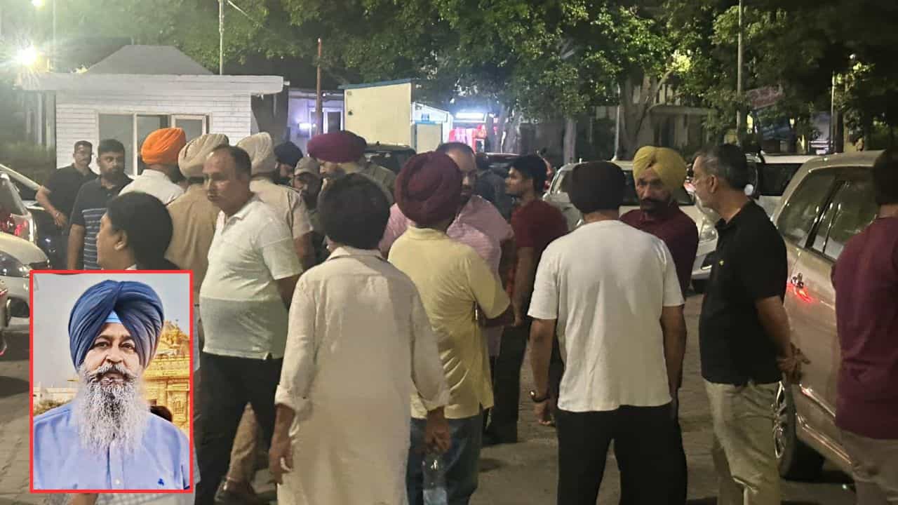 ਲੁਧਿਆਣਾ ਚ ਸਾਬਕਾ ਸਰਪੰਚ ਦੀ ਗੋਲੀ ਮਾਰ ਕੇ ਹੱਤਿਆ, ਬਾਈਕ ਸਵਾਰ ਨੌਜਵਾਨਾਂ ਨੇ ਚਲਾਈਆਂ 10 ਗੋਲੀਆਂ ਲੁਧਿਆਣਾ ਚ ਸਾਬਕਾ ਸਰਪੰਚ ਦੀ ਗੋਲੀ ਮਾਰ ਕੇ ਹੱਤਿਆ, ਬਾਈਕ ਸਵਾਰ ਨੌਜਵਾਨਾਂ ਨੇ ਚਲਾਈਆਂ 10 ਗੋਲੀਆਂ