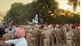 ਮਾਨਸਾ: ਪੁਲਿਸ 'ਤੇ ਹਮਲਾ ਕਰਨ ਦੇ ਇਲਜ਼ਾਮ 'ਚ FIR, ਜਵਾਨ ਦਾ ਸਿਰ ਪਾੜਿਆ