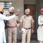 ਮਾਨਸਾ: ਡੀਸੀ ਦੇ ਗੰਨਮੈਨ ਨੇ ਆਪਣੇ ਪਰਿਵਾਰ ‘ਤੇ ਚਲਾਈਆਂ ਗੋਲੀਆਂ, ਪੁੱਤ ਤੇ ਖ਼ੁਦ ਦੀ ਮੌਤ; ਪਤਨੀ ਤੇ ਦੂਜਾ ਪੁੱਤ ਜ਼ਖ਼ਮੀ