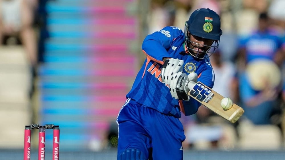 ਰਾਂਚੀ ਵਿੱਚ ਖੇਡੇ ਗਏ ਦੂਜੇ T20 ਮੈਚ ਵਿੱਚ ਤਿਲਕ ਵਰਮਾ ਨੇ ਸਿਰਫ਼ 18 ਗੇਂਦਾਂ ਵਿੱਚ 44 ਦੌੜਾਂ ਦੀ ਨਾਬਾਦ ਪਾਰੀ ਖੇਡੀ ਅਤੇ ਟੀਮ ਨੂੰ 249 ਦੌੜਾਂ ਦੇ ਸਕੋਰ ਤੱਕ ਪਹੁੰਚਾਉਣ ਵਿੱਚ ਅਹਿਮ ਭੂਮਿਕਾ ਨਿਭਾਈ। (Photo: PTI)